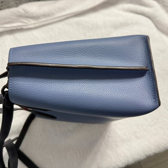 Coach Willow 24 - Picture 6 of 9